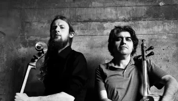 Kamncello duo, Kamancha and cello